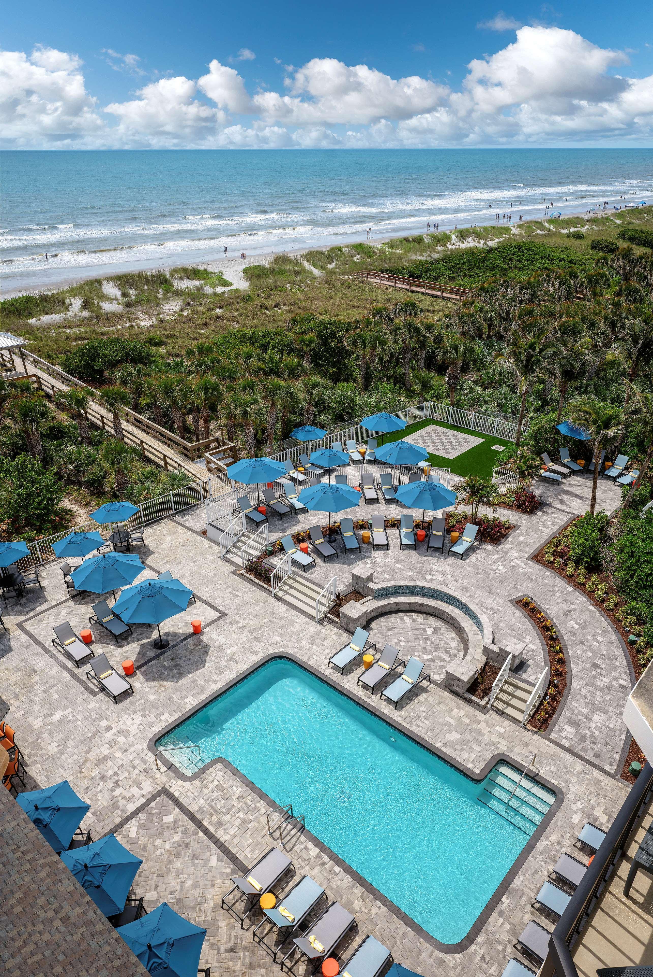 Hilton Garden Inn Cocoa Beach-Oceanfront, Fl Exterior photo