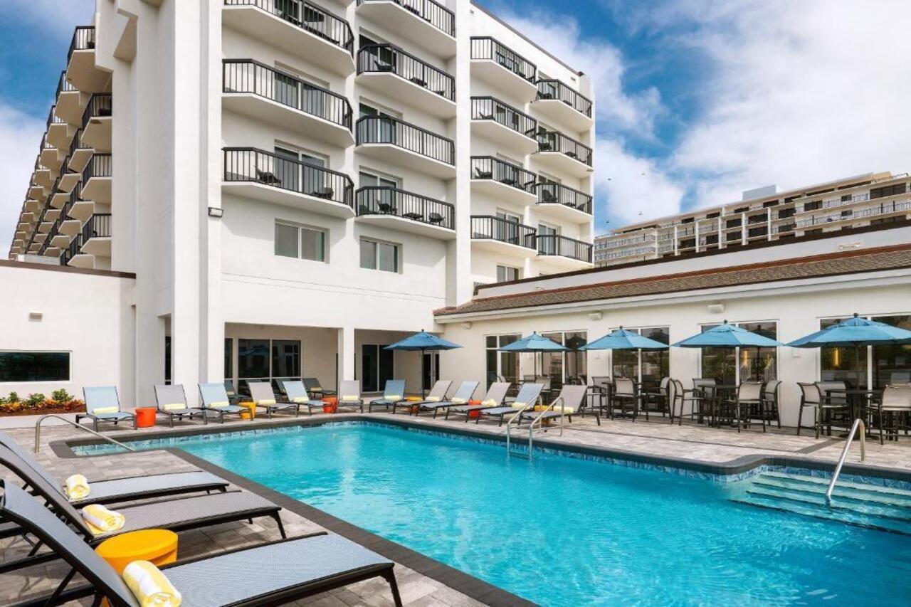 Hilton Garden Inn Cocoa Beach-Oceanfront, Fl Exterior photo